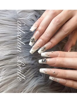 エスフィーネイルサロン ブリーユ(Esfy nailsalon Brille)/Vフレンチ
