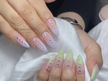 ウメネイルスタジオ(UME NAIL STUDIO)/長さだしやり放題×つけ放題