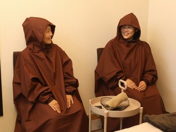 パーソナルサロンSの写真/《同室でペア蒸し♪お1人¥3300~》家族・友人と来店歓迎◎酵素×ハーブの新感覚よもぎ蒸しで全身ケア♪