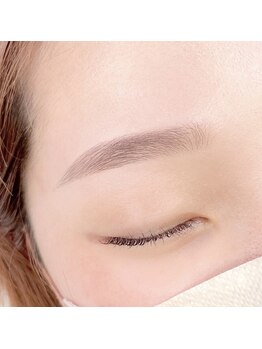 ヴォーグ(VOGUE)の写真/毎日のメイクの時短にも◎骨格・黄金比に合わせた自分に似合う眉デザインで、ぐっと垢抜けた印象に♪