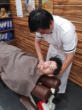 岡本駅前整骨院/ストレートネック