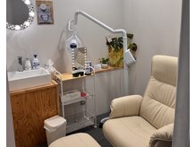 シャイニング 岩出店(SHINING)の雰囲気（家族やお友達と一緒にホワイトニングを受けることもできます♪）