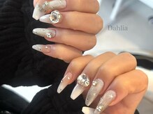 ダリア(Dahlia)/ビジュー×クロム綺麗めデザイン