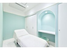 ビューティーサロン アンド ユー シブヤ(Beauty Salon&U Shibuya)の雰囲気（クリスティーナ正規取扱店【代官山ハーブピーリング】）