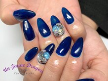 アン ジョーヌドラゴ/ダークカラー☆ビジューネイル