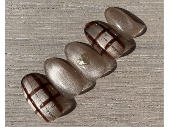 ローグ(Looog)/11月★定額ネイル3