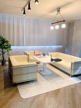 エンフェルメラサロン(ENFERMERA SALON)/落ち着いた店内でカウンセリング