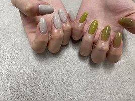 ちぐはぐ春ネイル