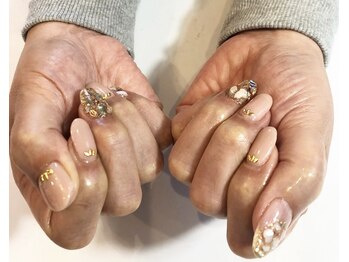 ベールス(Bellus)/持ち込みネイル