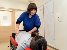 整体院姿勢堂 松江院/施術の様子