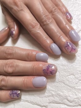 ラウ(Lau)/フラワーネイル