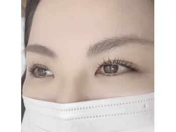 ユニゾン(Unison)/眉まつげパーマ・中百舌鳥