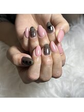 ビーネイル(Be..Nail)/ジェル4本アート