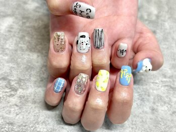 ジスタ(Gst)の写真/手描きデザインが人気!持ち込みデザインは再現性が高く、満足度◎SNSで見たネイルデザインをそのまま再現♪
