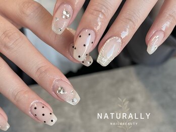 ナチュラリー 新松戸(Naturally)の写真/【爪先からこなれ感♪】トレンドを押さえた上品で大人女性の求める”ちょうどいい可愛さ”をご提供◎