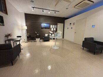癒し～ぷ 熊本店/広々としたカウンセリング室