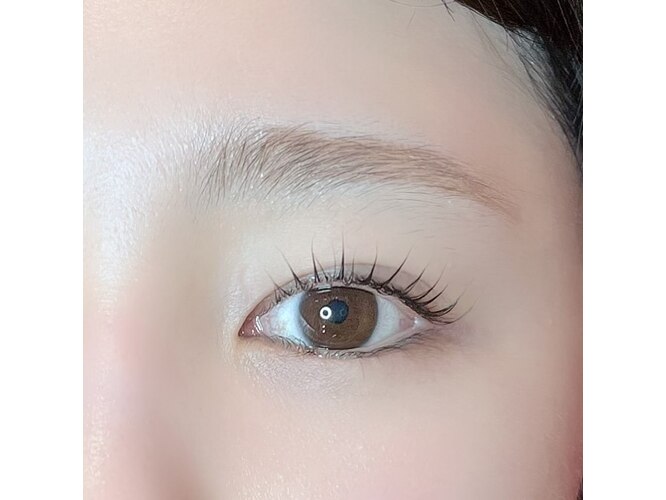 eyelash salon Libur［アイラッシュ サロン リブール］