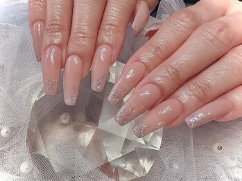 シェリ ネイル(Cherie Nail)/チップ長さだし＋ヌードベージュ