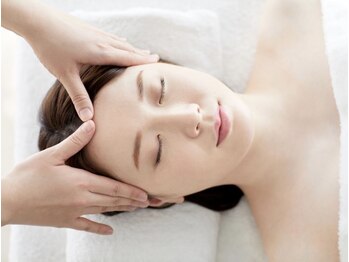 シャイネル(SHYNELL)の写真/【長く通いたいサロン】高濃度ビタミンCピーリング×最先端エクソソーム導入で肌質改善☆