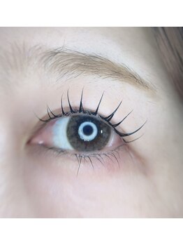 アイラッシュサロン ミューズ(Eyelash Salon Muse)/まぶたを避けてスッキリ
