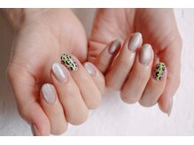 ネイル フライガール(nail FLY GIRL)/お好きなアートを２本選べる♪