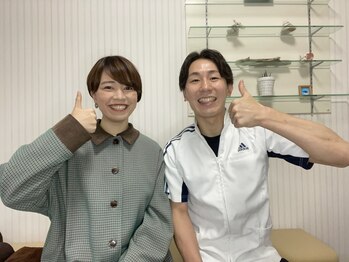 目黒もりおか整骨院/お客様との写真