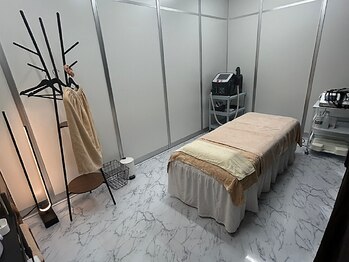 Blissfulの写真/【最新脱毛マシン導入/個室空間】 痛みが少ない&スピーディーにツルすべ肌を実現!メンズ・キッズ大歓迎☆