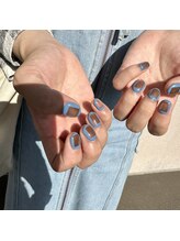 フレイズラピス(FRASE Lapis)/個性派ネイル