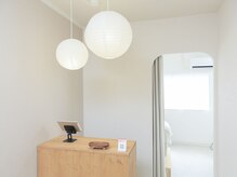 lua eyelash salon【ルア】まつげパーマ＆マツエク専門店 【8/4 NEW OPEN（予定）】の雰囲気（ナチュラルで落ち着いた店内♪）