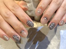 アモフ(amof)/ブラックツイードネイル