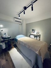 バイカラー(BY COLOR)/エステ　ROOM