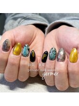 ジェルメ(germer)/蛇柄を取り入れて♪