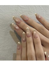 ロミー(Rommy)/フレンチ×マグネットネイル