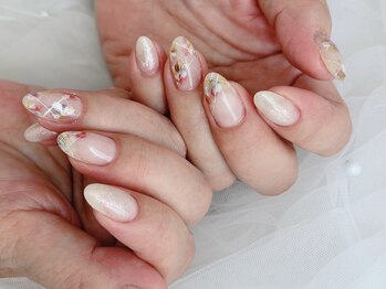 カリア ネイル(CaLIA+NAIL)/大人フラワーネイル