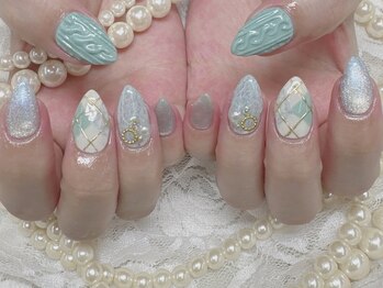 ハニービービー(Honey Bee Bee)/ぷっくりニットネイル