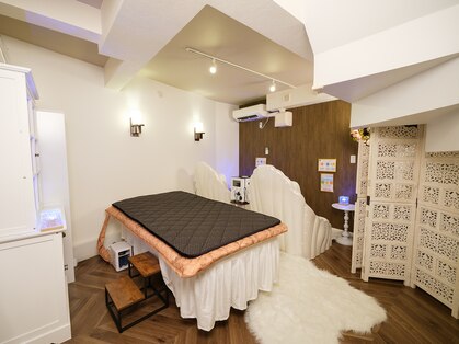 ヨサパーク ティオール(YOSA PARK THIAUL)の写真