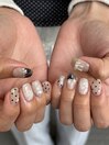トレンドレースドットネイル