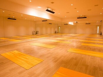 メガロス 調布店/ホットスタジオ