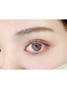 ナチュラル上品な目元にしたい