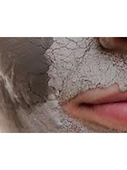 ホウレイ線・たるみ改善！予防ケア