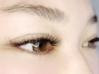 ベルミナ アイラッシュ(Belmina Eyelash)の写真/【無制限★フラットマットラッシュ¥8500/ボリュームラッシュ¥9500】スピーディー施術&仕上がり、モチ良し◎
