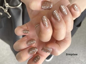 シンプリー ネイルアンドアイラッシュ 祖師谷大蔵店(Simpliee Nail&Eyelash)の写真/旬のワンホンネイル/韓国パーツをご提案♪【Simpleデザイン90分ワンカラー+アートでワンランク上の手元に】