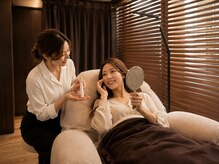 アンドリュクス(＆Leluxe)の雰囲気（シックな雰囲気の店内で落ち着いて施術できます♪）