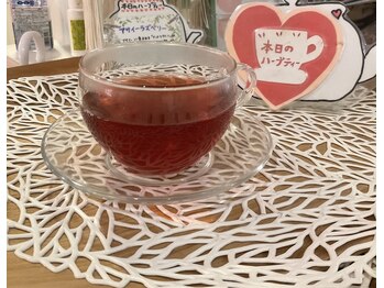 トータルビューティーサロン 凛/施術の後はハーブティーをどうぞ