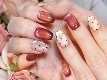 ジウェルニ(Giverny)の写真/高技術×丁寧な施術で爪のフォルムも綺麗に!大人可愛い上品シンプルネイルでSNS映えすること間違いなし!