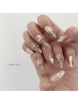 ミラーネイルをメインに