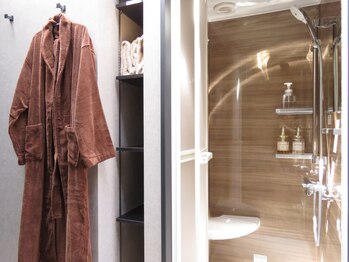 イブ(E.V.E)の写真/【新宿の贅沢隠れ家空間】ホテルスパをイメージした内装、シャワー完備で贅沢な癒しのひとときを…♪