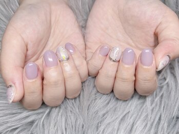 ドーリーガール(Dolly Girl)/