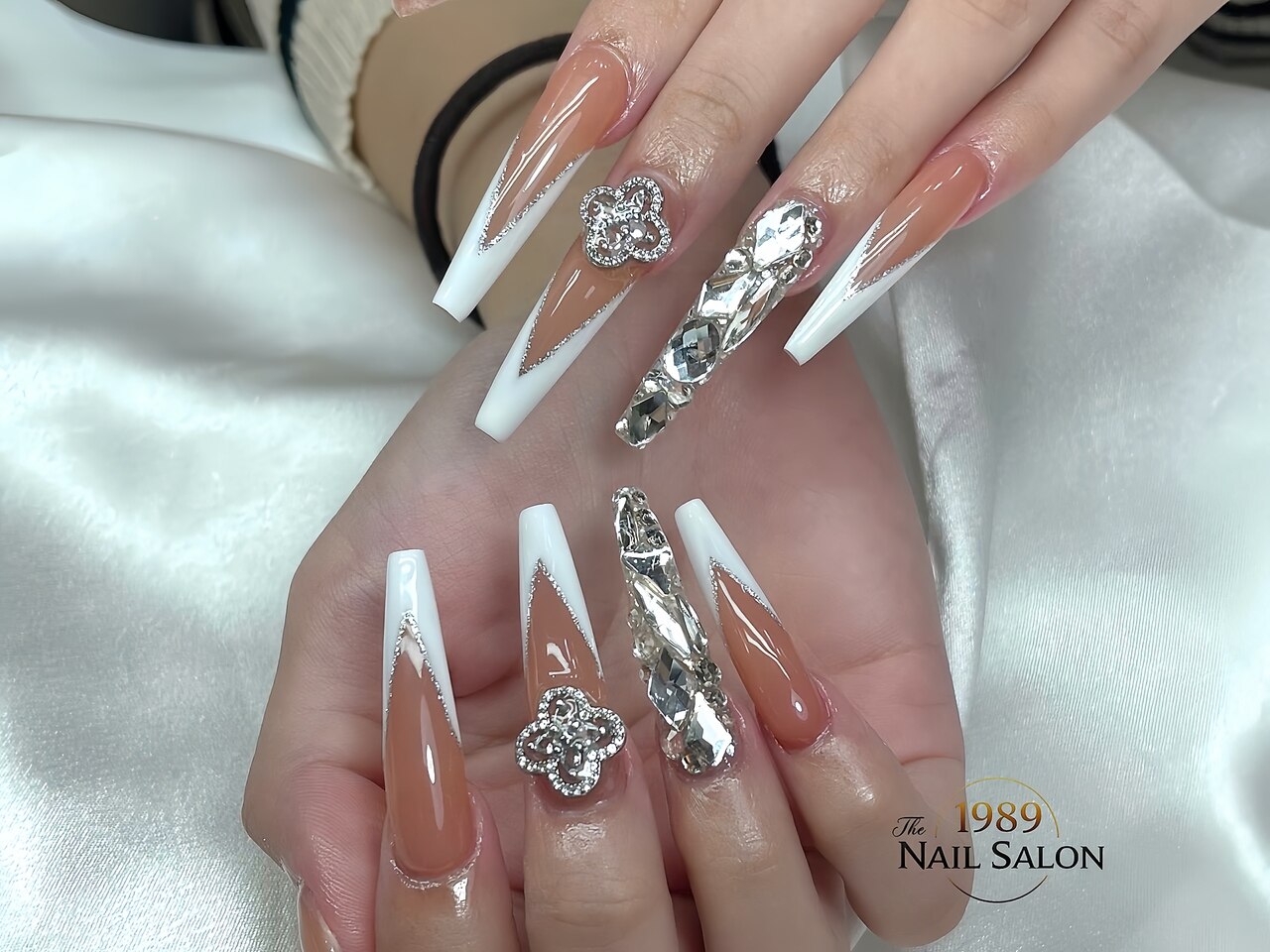 イチキュウハチキュウ ネイルサロン(The 1989 nail salon