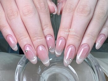 ルレーブ(LE REVE)/チークマグネットフレンチネイル